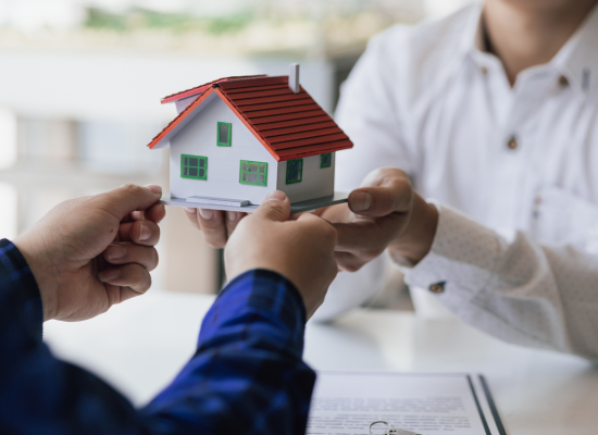 相続って結局なに？不動産が関係すると何が大変になるのか